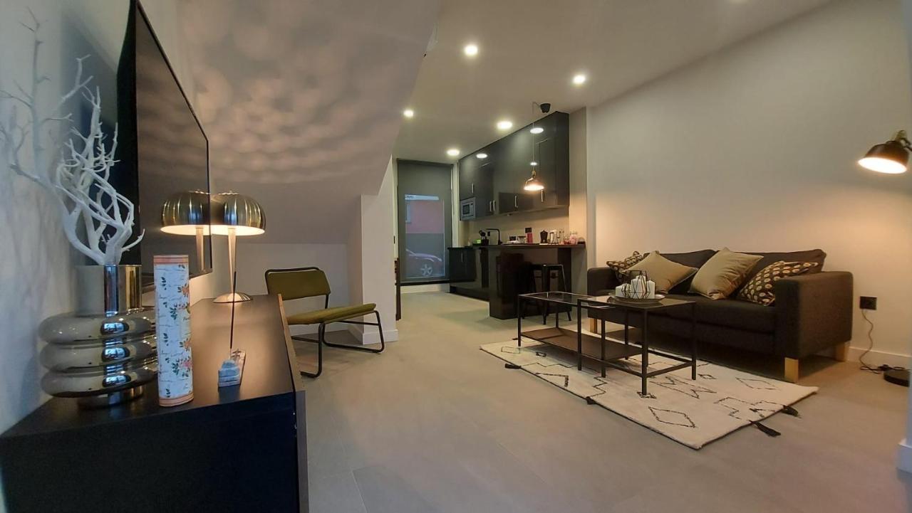 Love Rent4 Malaga Mercedes ภายนอก รูปภาพ